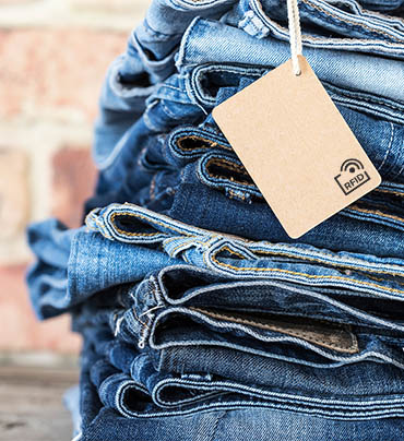 Prípady aplikácií RFID v odevoch a maloobchodných predajniach